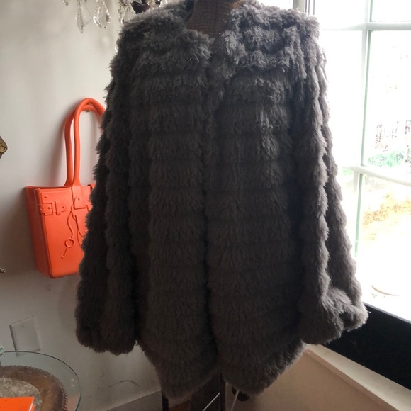 Revolve Tularosa Ricci Faux Fuzzy Fur Jacket - Picture 4 of 5